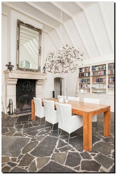 barok-spiegel-zilver-boven-open-haard