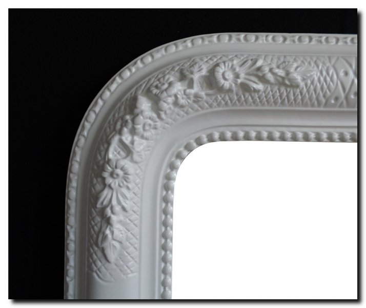 detail-toog-ornament-witte-toogspiegel-boogspiegel