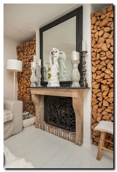 zwarte-barok-schouwspiegel-spiegel-in-landelijke-i