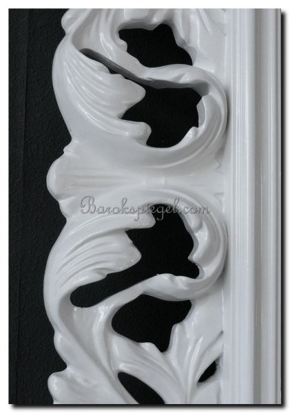 detail-witte-lijst-grote-spiegel-100x200