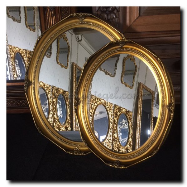 klassieke-ovale-spiegel-goud-met-ornament-1