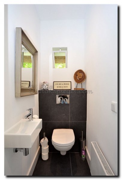 spiegel-paride-antiekzilver-oud-zilver-op-toilet-w