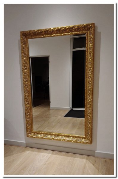 grote-barok-passpiegel-wandspiegel-goud-in-hal