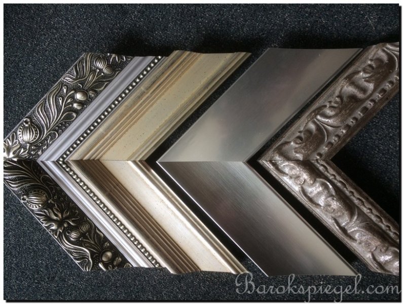 spiegellijsten-in-verschillende-kleuren-zilver