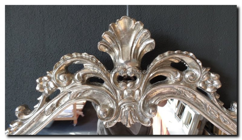 detail-foto-spiegel-met-kuif-zilver-2