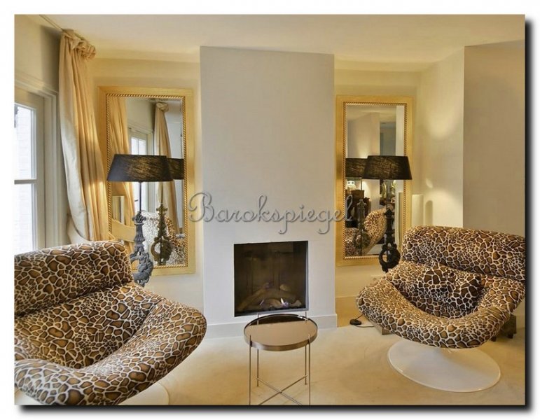 klassiek-moderne-gouden-spiegel-met-kabelrand-in-w