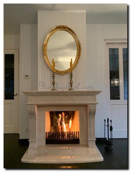 ovale-spiegel-barok-goud-boven-open-haard-schouw