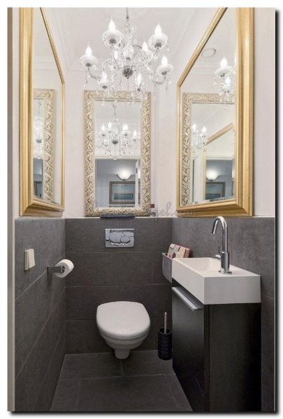 toilet-wc-met-grote-barok-spiegel