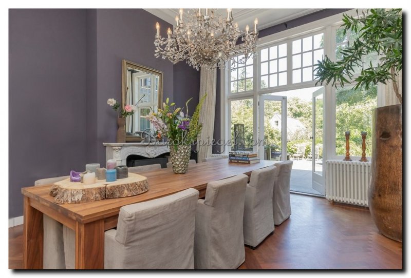 wandspiegel-brons-antiekzilver-klassiek-bij-eettaf