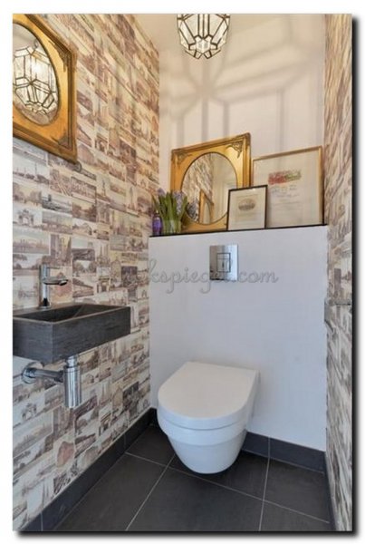 venetiaanse-spiegel-goud-op-toilet